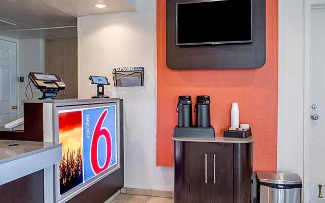 Motel 6 Kalispell, MT