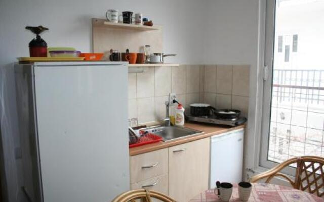 Accommodation Sutomore