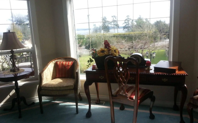 By the Sea BnB Sidney BC