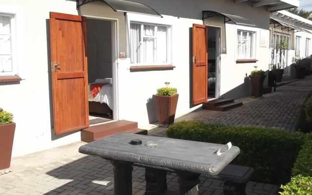 CasaKaya Bed & Breakfast