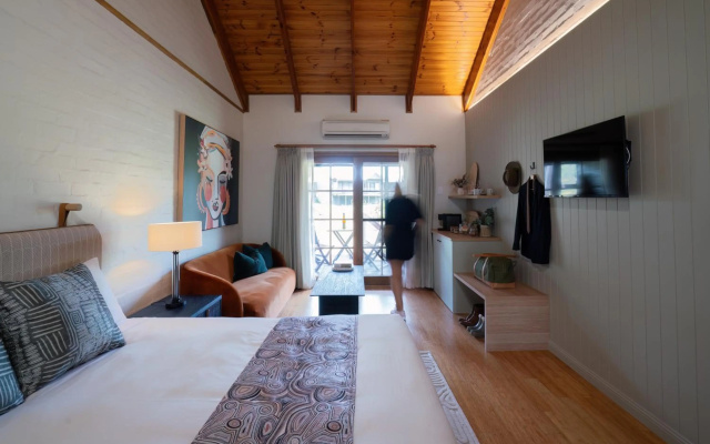 Hermitage Lodge – Guest Rooms – Pokolbin