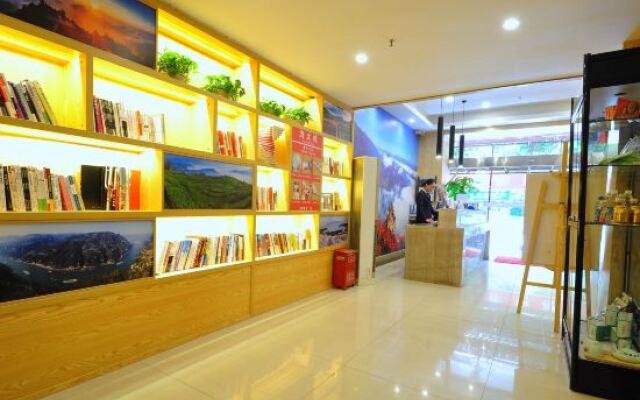 Orange Inn (Yichang Shuiyuecheng)