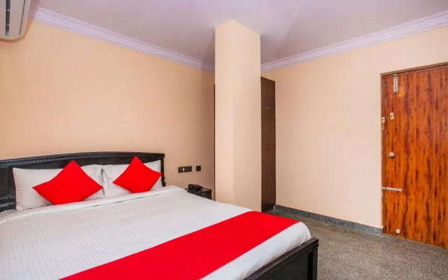 OYO 19038 Mathrushree Comforts