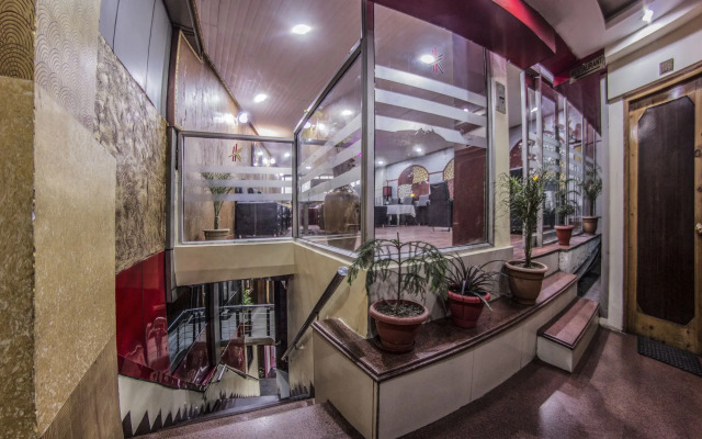 Hotel Kapital By OYO Rooms
