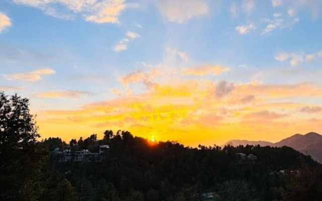 Nathiagali Green View resort by roomy