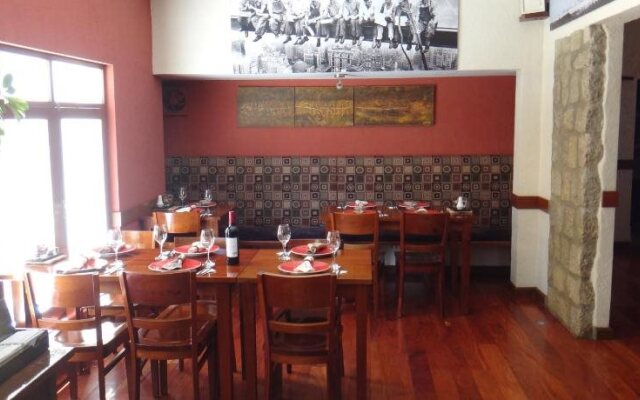 Rendezvous Hotel Restaurant