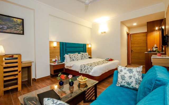 Anand Vardhan Resorts