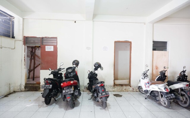 Urbanview Hotel Sayang Makassar by RedDoorz