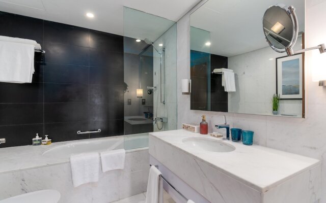 SuperHost - Luxe Apt With Stunning Panoramic Burj Khalifa View I Address Dubai Mall