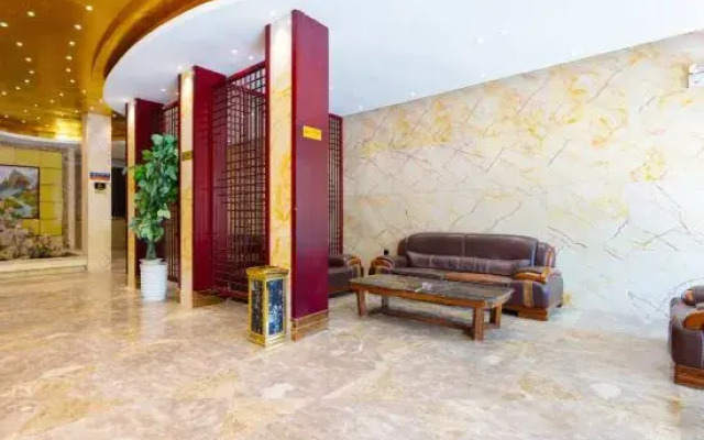 Wilson Holiday Hotel (Yichun Mingyue Bridge Branch)