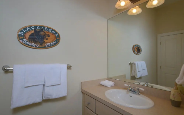 Four Seasons 4 Bedroom Apartment