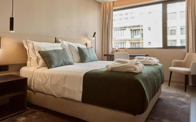 Omid Saldanha Hotel