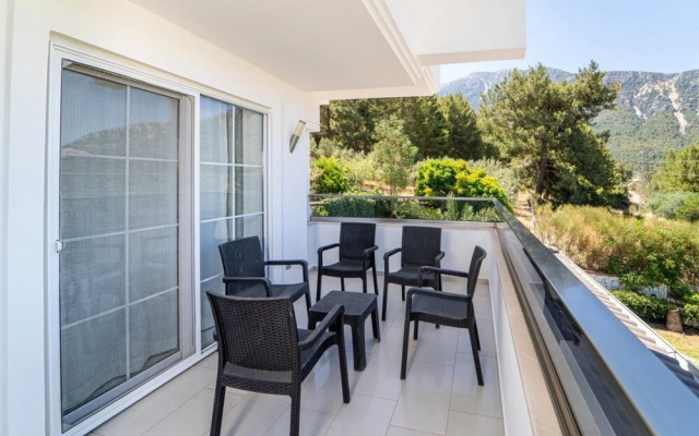 Pleasant House With Private Pool in Fethiye