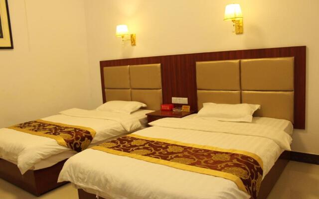 Dunhuang Happy Yijia Guest House