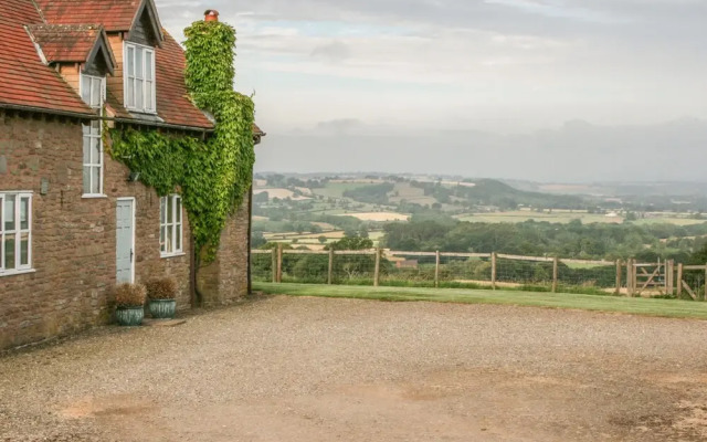 Hollywall Cottage