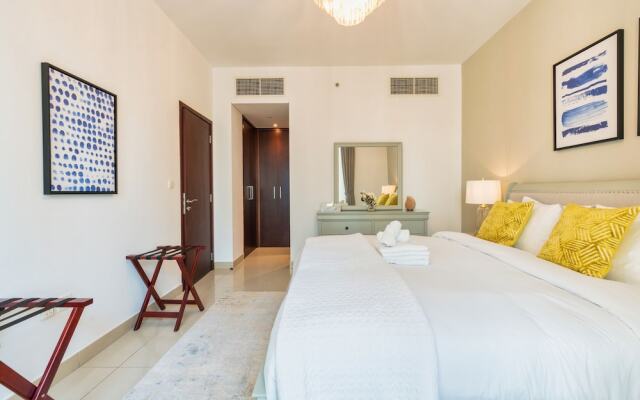 Luxury Burj Khalifa & Fountain View Apt Downtown