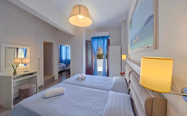 Paradise Rooms 1