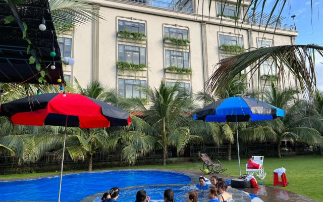 Huong Tuyet Motel