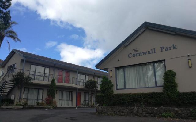 Cornwall Park Motor Inn
