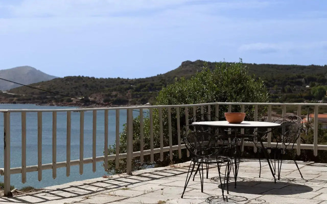 Poseidon Apartments & Villas By The Sea
