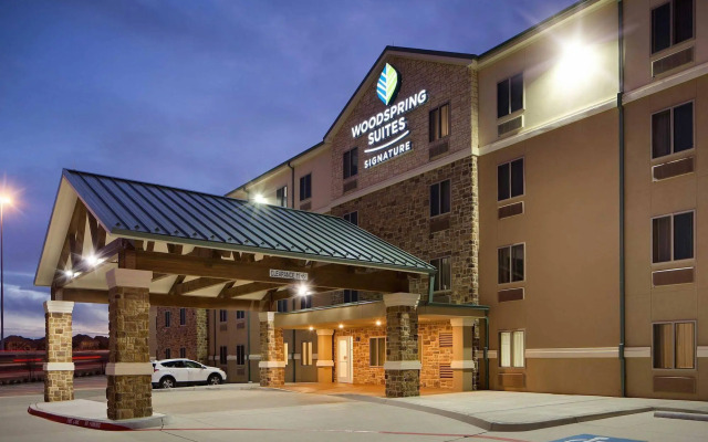WoodSpring Suites Las Colinas - Northwest Dallas
