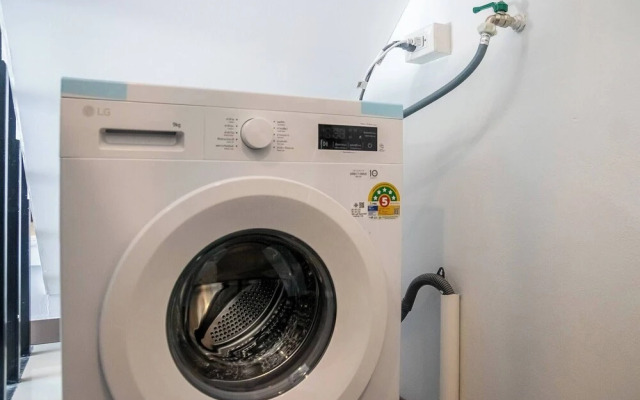 Tiny House Srinakarin At Sri Bearing Station