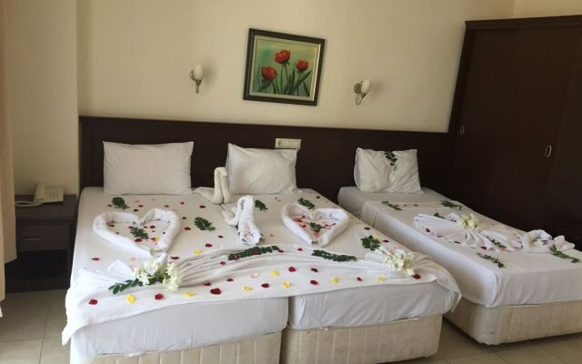 Club Park Marina Hotel