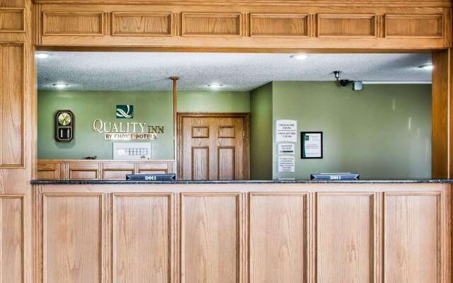 Quality Inn Morton at I-74