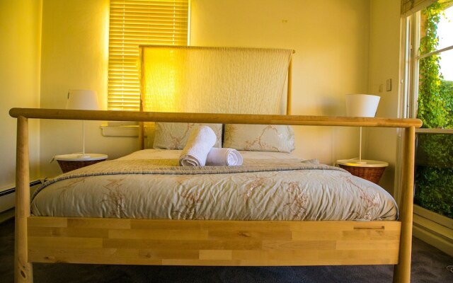 Inner Melbourne Luxury Holiday House