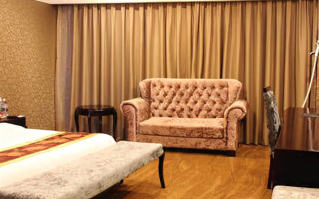 Emerald Hotel