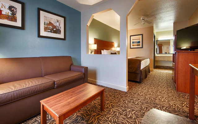 Best Western Regency Inn & Suites