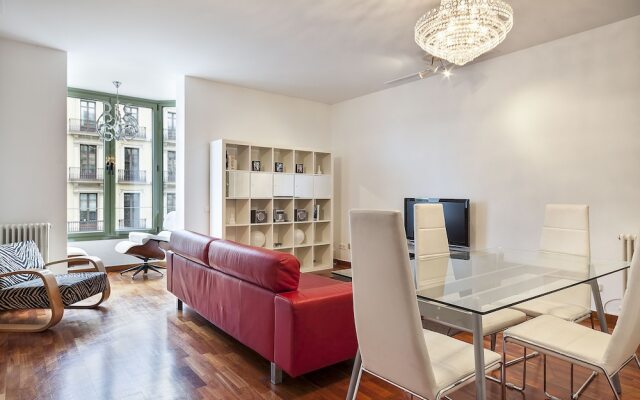 Uma Suites Luxury Downtown