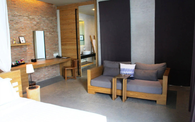 Sea Two Pool Villa Resort