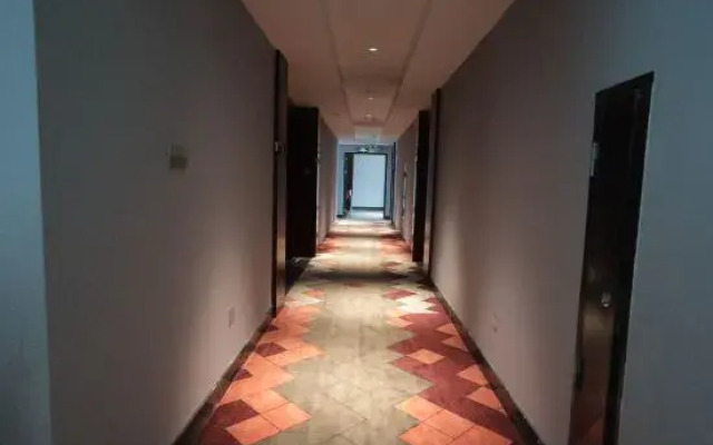 Borrman Hotel (Xinxing Bus Station)