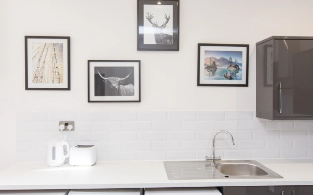 Townhouse @ 58 Brooklyn St - Crewe