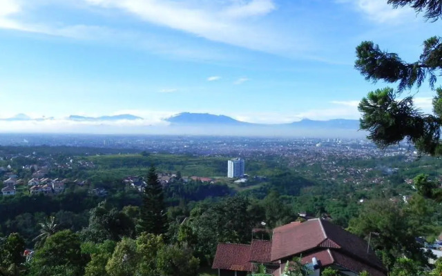 Le Vallon Bandung