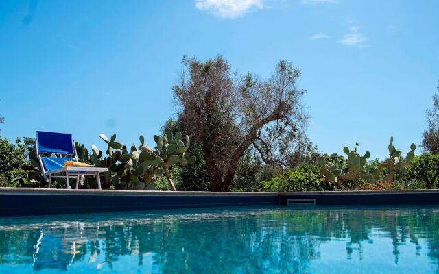 Villa Fil a by Pugliadamare