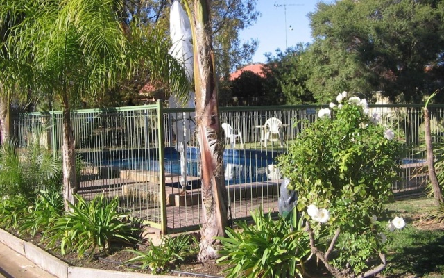 Orana Motor Inn – Outside – Irymple