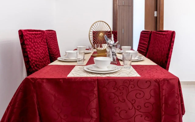 Live spacious 3BR - All En suite with Balcony