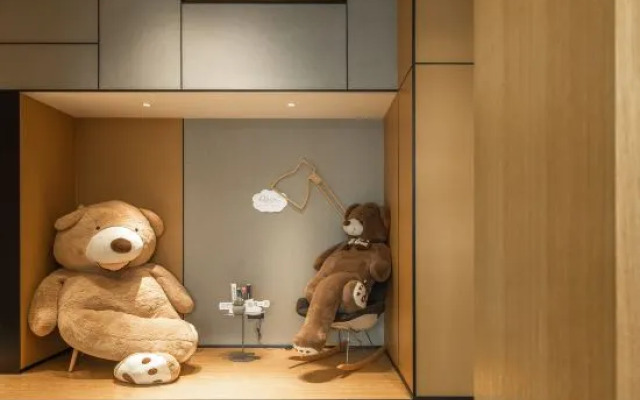 Qbox Hotel