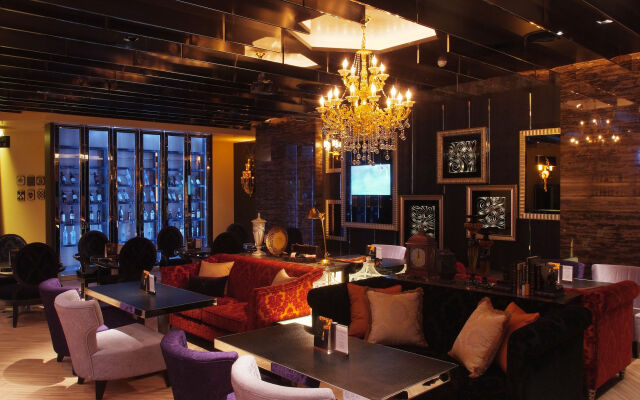 Taipung Suites