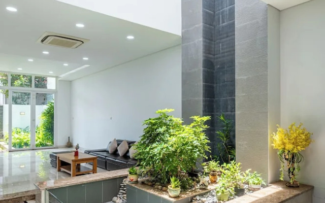 Thao Dien Garden Villa 5BR Luxury Oasis