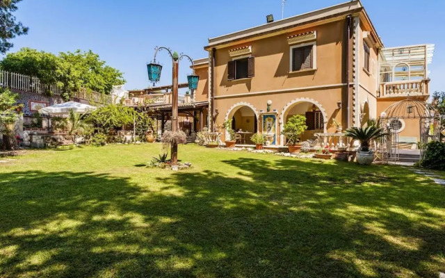 Casa Rubino - Confortevole Casa con Ampio Spazio Esterno e Piscina Privata