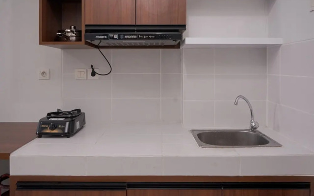 Cozy & Good 1Br Apartment At Scientia Residence