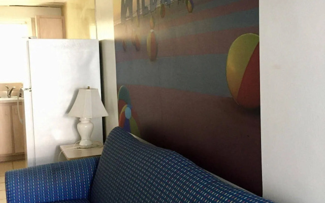 White Caps Motel