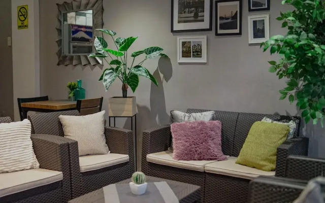 Ched'S Apartelle