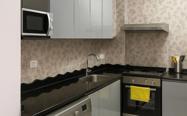 Explore, Relax, Repeat Porto Said Style