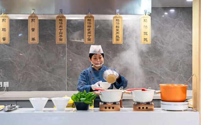 World Hotel (Jinan Hanyu Jingu Olympic Sports Center)