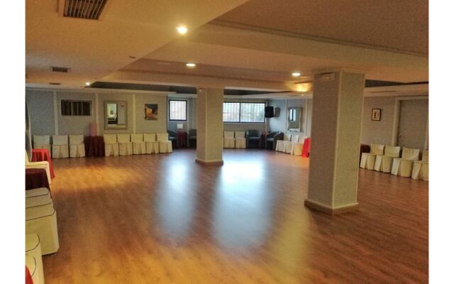 Hotel Faranda Express Las Lomas