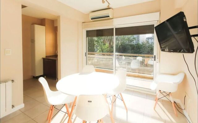 Jean Jaures Aparment